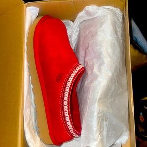 Ugg slippers , red , comfortable/ never worn!